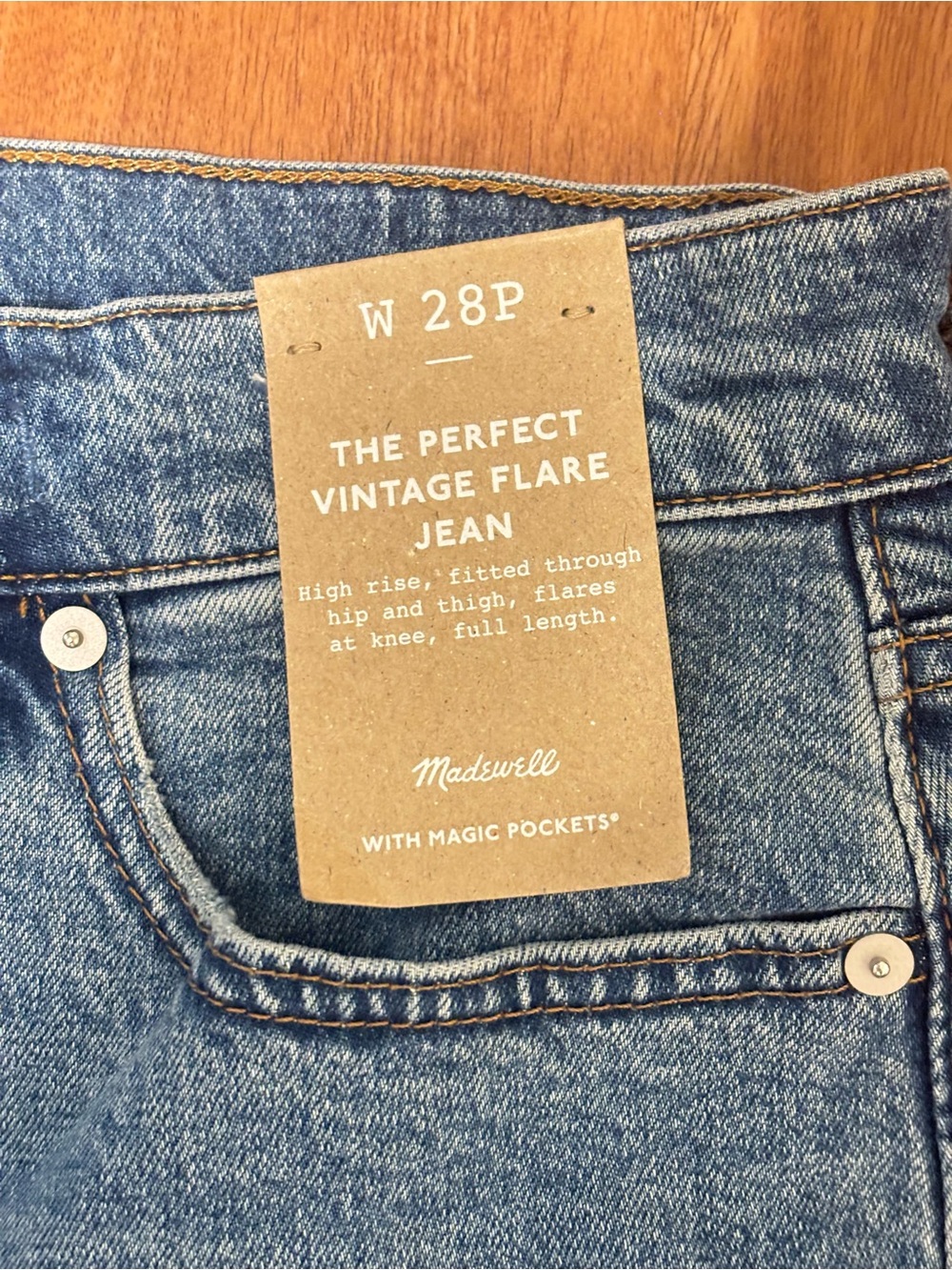 Madewell High-Rise Flare Jeans - Size 28P inseam 27 NWT - Picture 4 of 5